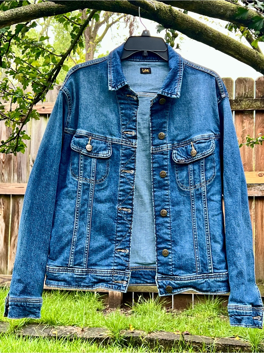 Chic Retro Women’s Lee Denim Jean Jacket Size XL Classic Trucker Timeless COTTON